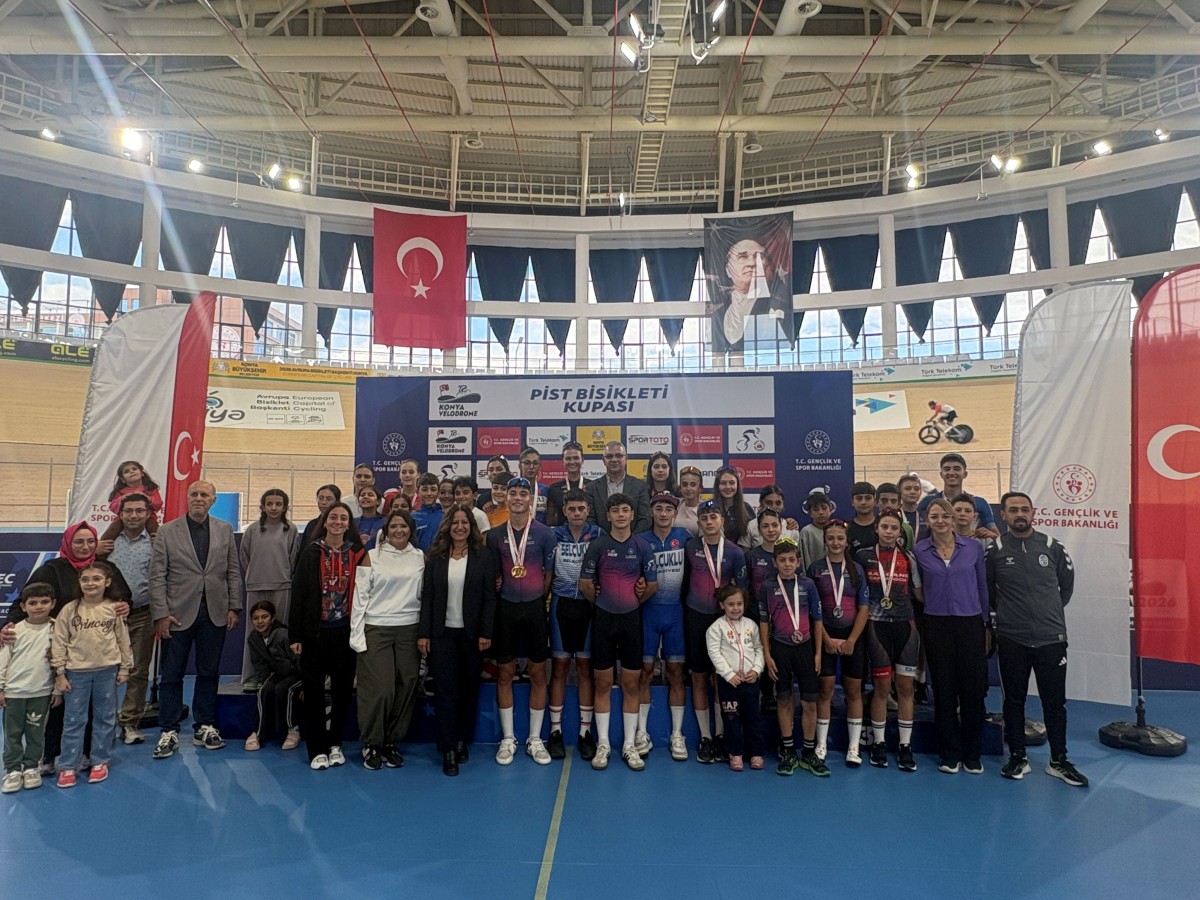 PİST BİSİKLETİ KUPASI’NIN GENÇ YILDIZLARI KONYA VELODROMU’NDA PEDAL ÇEVİRDİ