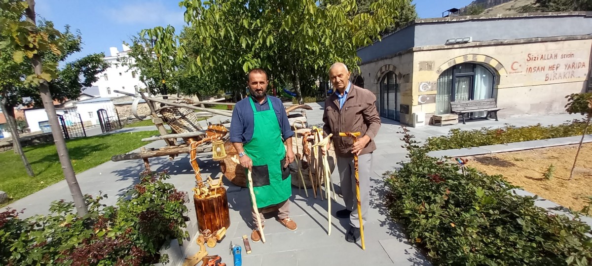 10 PARMAĞINDA 10 MARİFET 