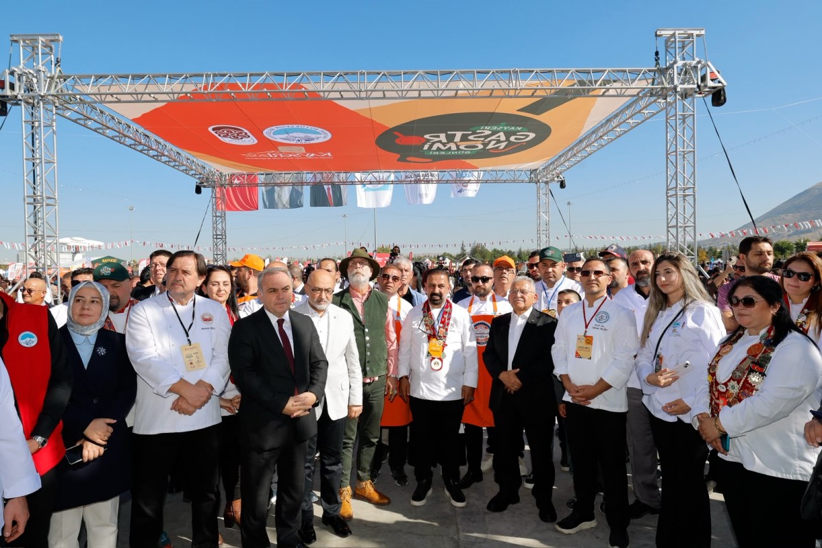 GASTRONOMİ ŞEHRİ KAYSERİ’DE 4 GÜN SÜRECEK LEZZET ŞÖLENİ BAŞLADI
