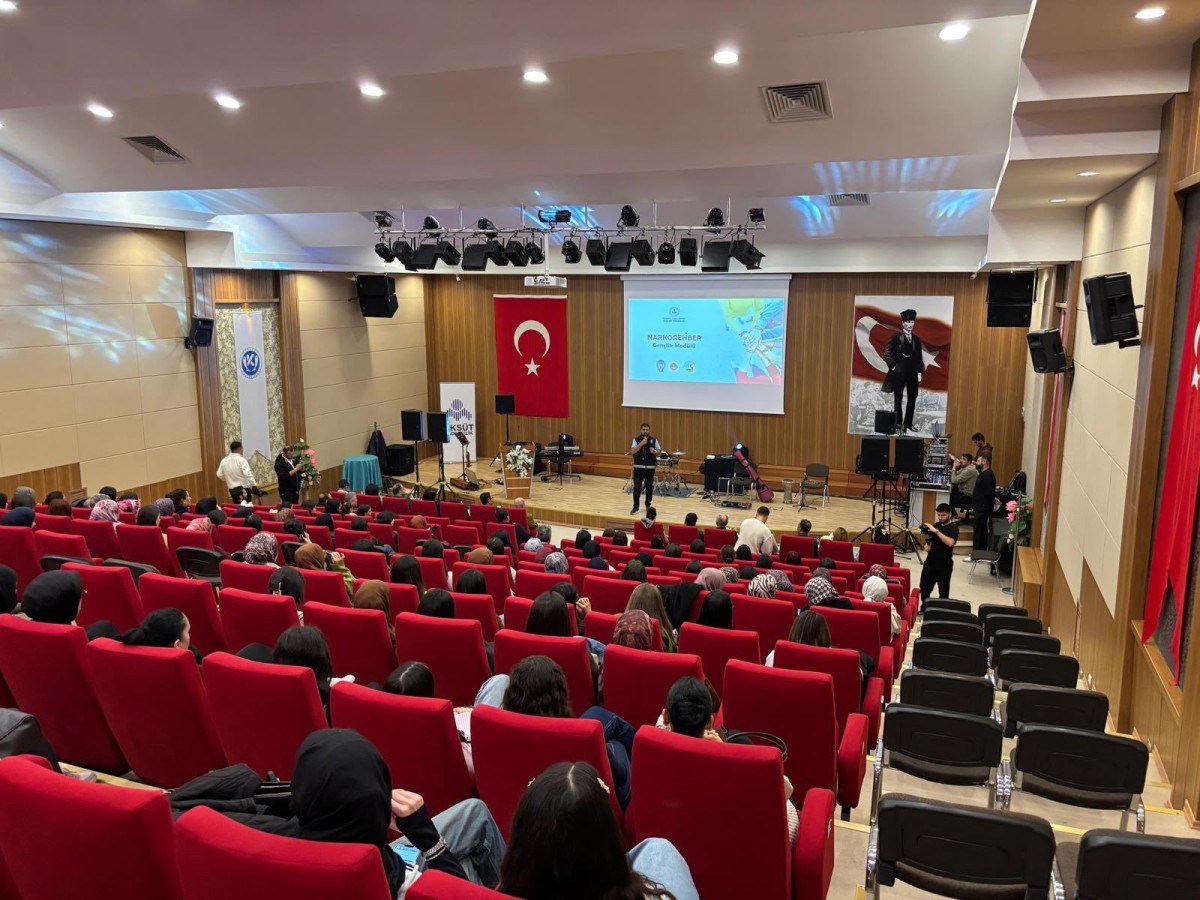 EN İYİ NARKOTİK POLİSİ ANNE 